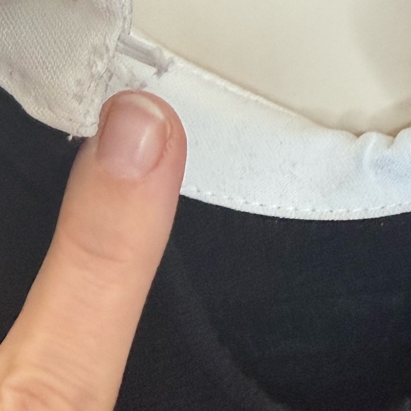 Elegant Silver and Black Crystal Collar black Sweater - Picture 7 of 8